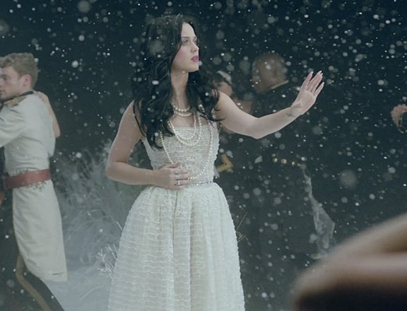 katy-perry-unconditionally-chanel