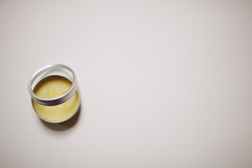 prganic_homemade_honey lip_balm