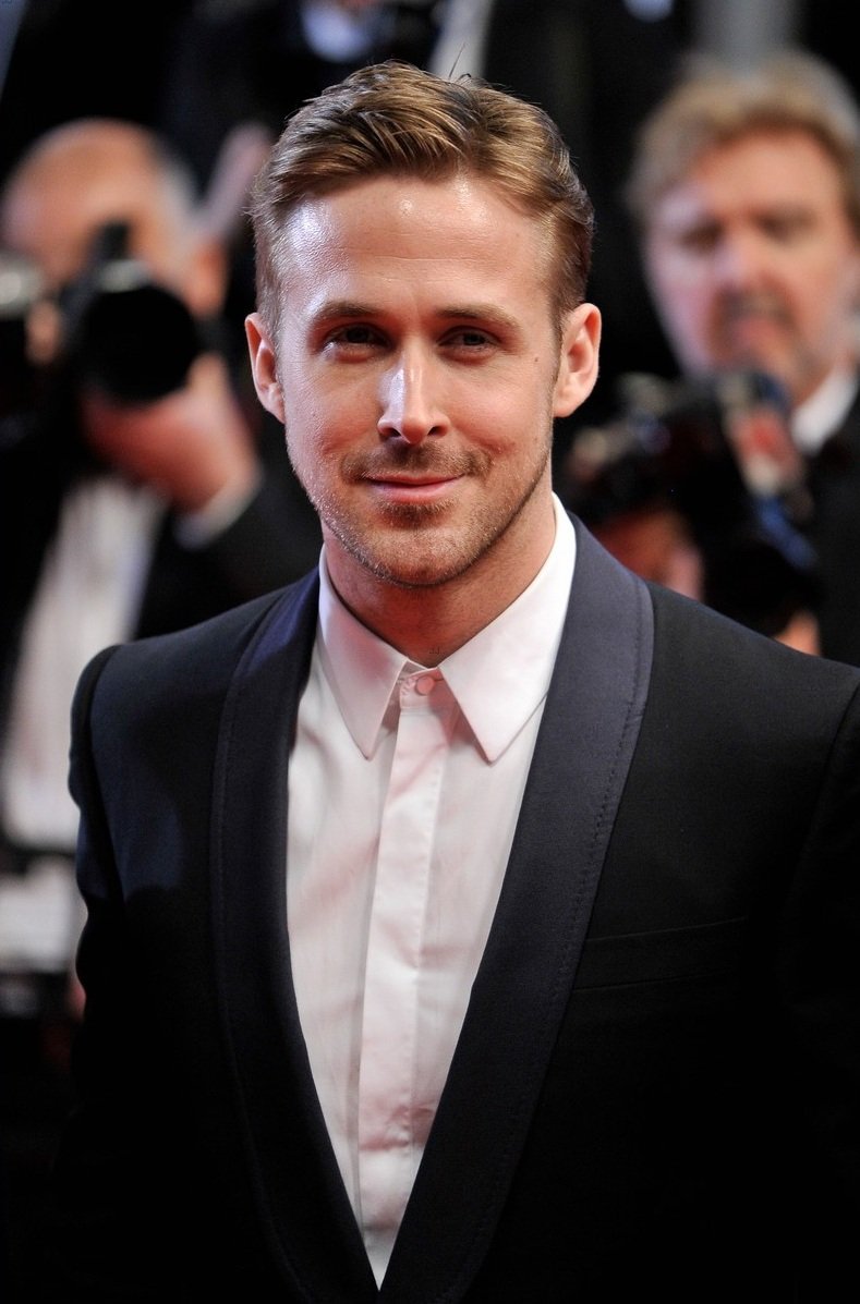 ryan-gosling-tux-lost-river-premiere-02