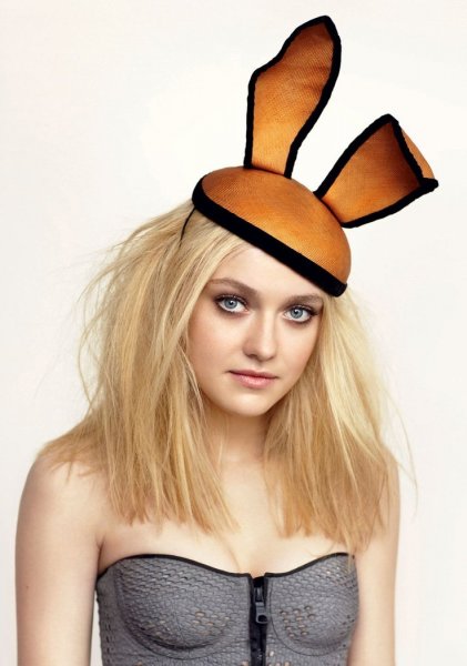 dakota_fanning_bunny